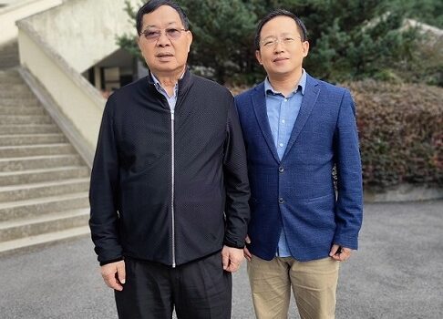 Yang Yong, Vice President of the Singapore Innovation and Entrepreneurship Association, visited Academician Li Changming of Suzhou University of Science and Technology.